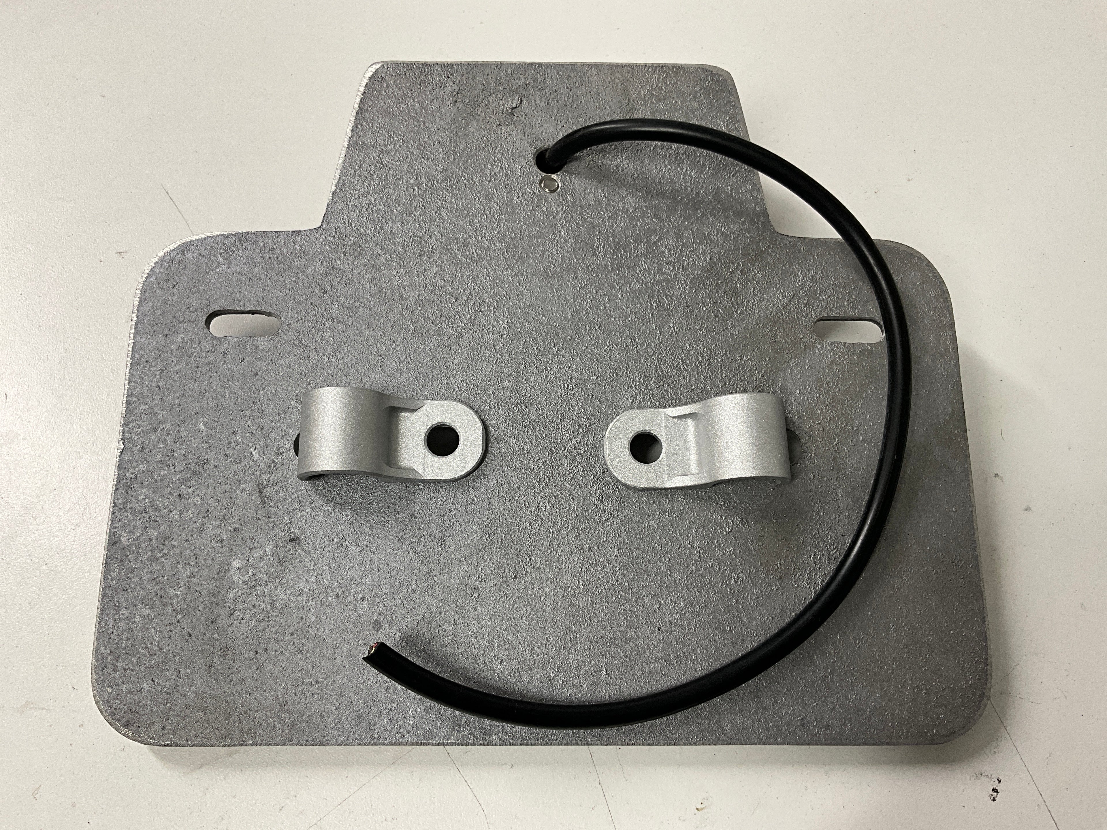 Supercraft Plate Bracket