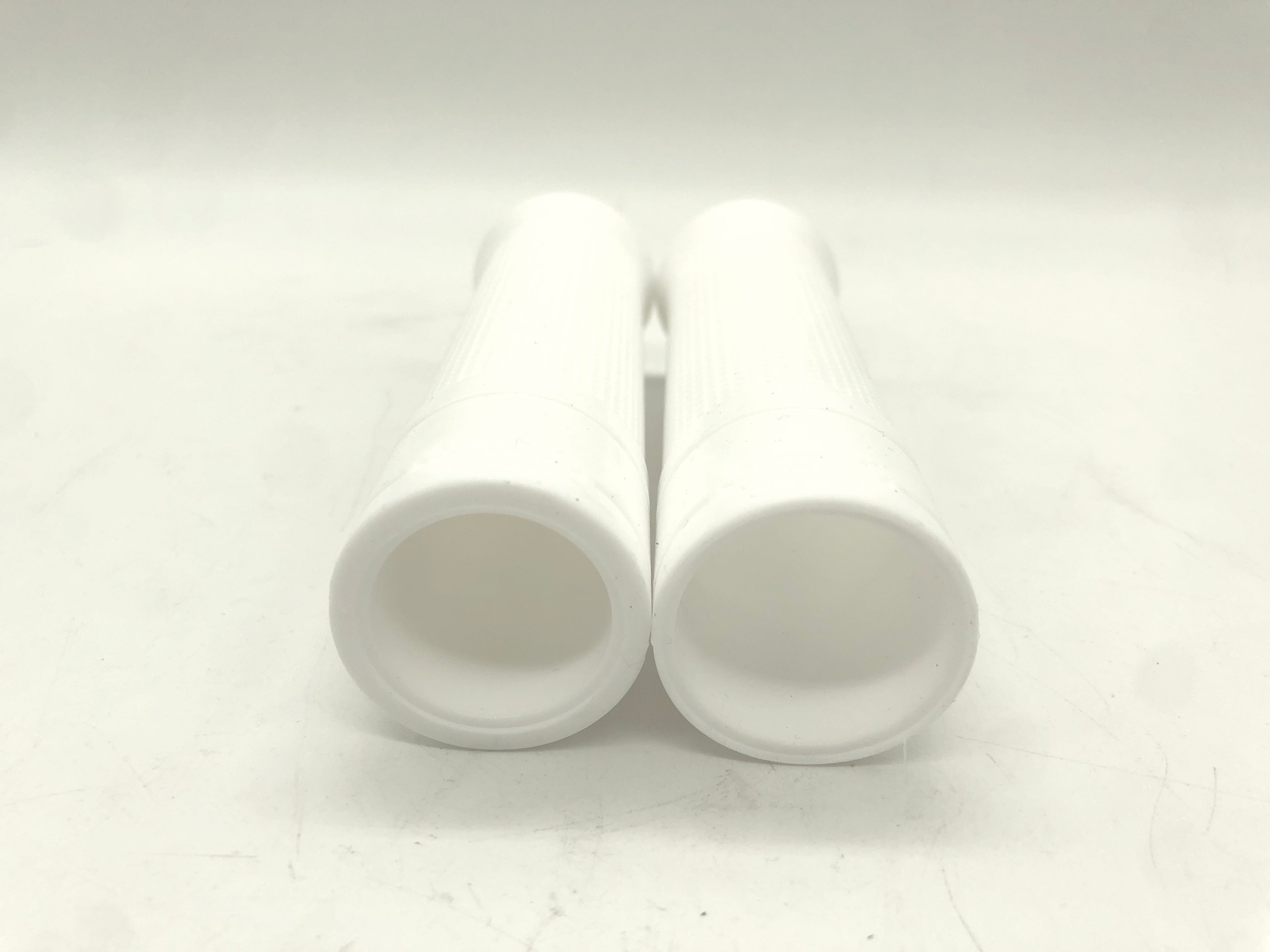 Carter Grips (white)