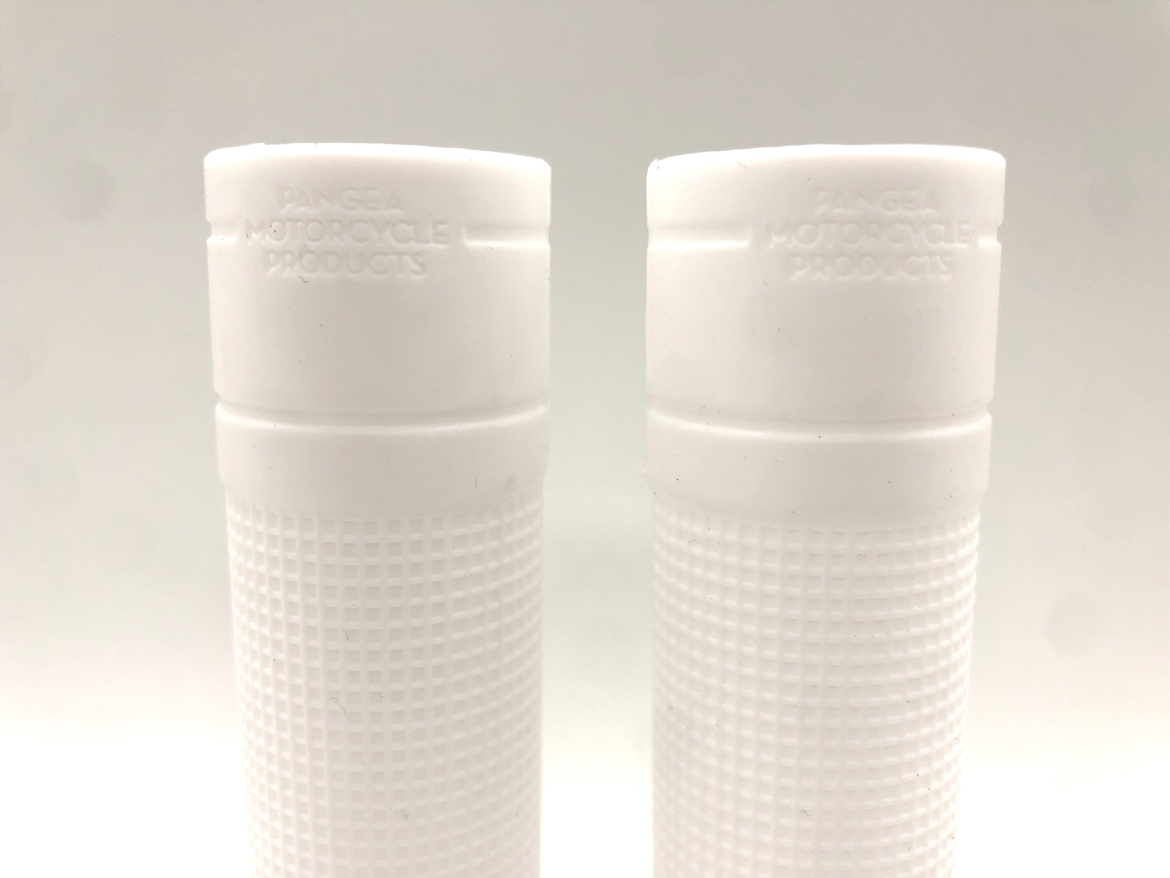 Carter Grips (white)
