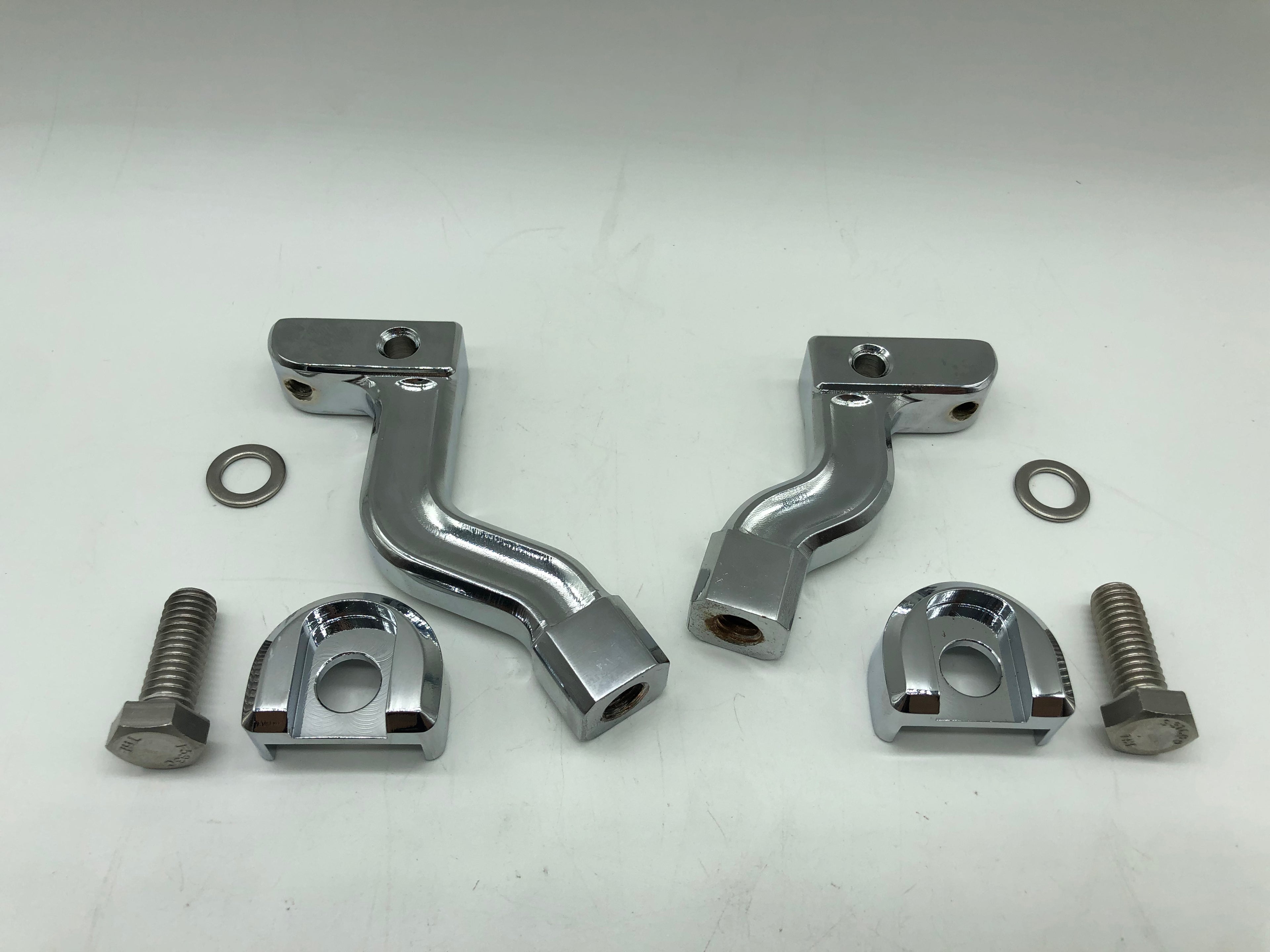 Big twin peg mounts