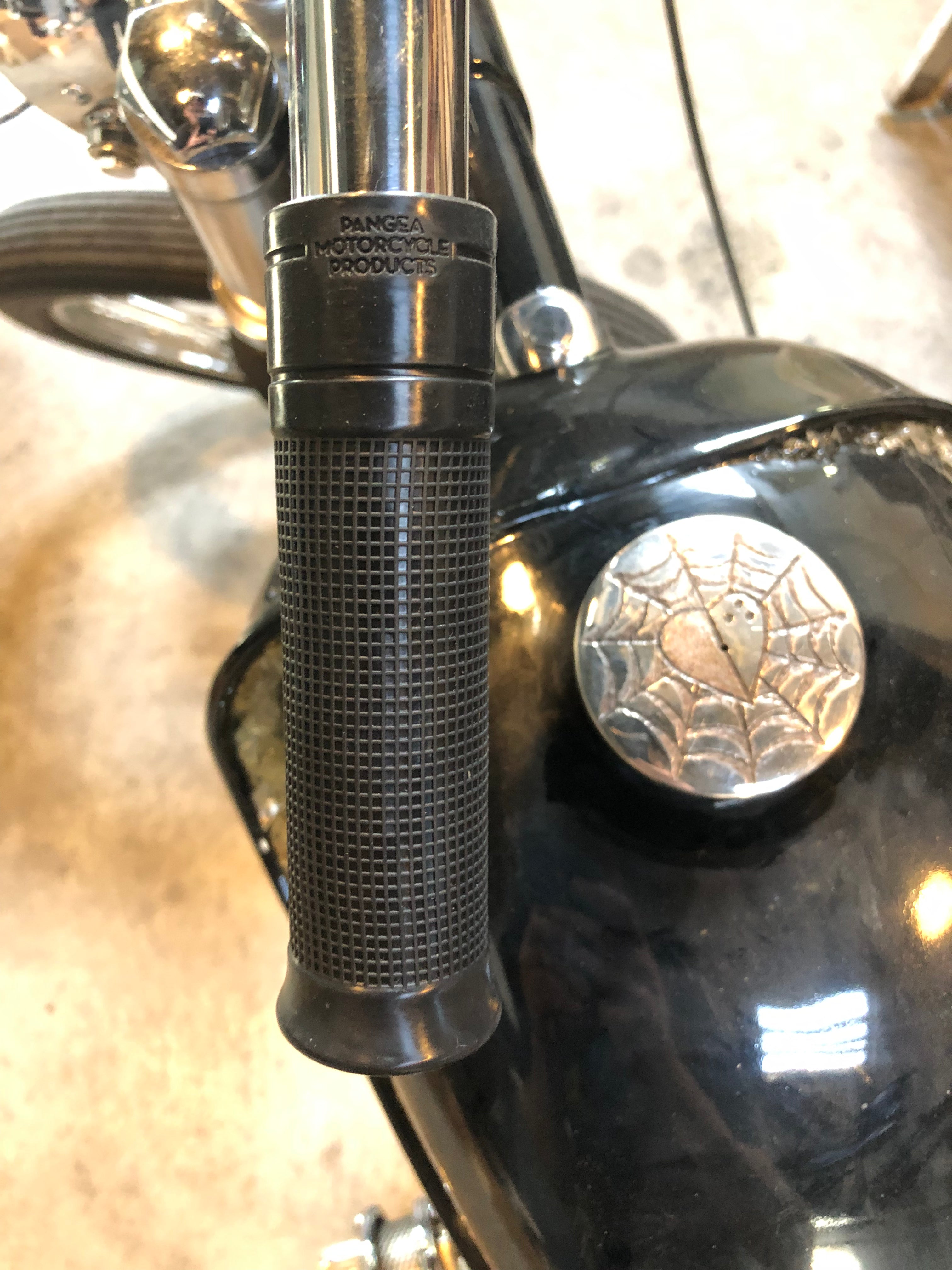 Carter Grips (Black)